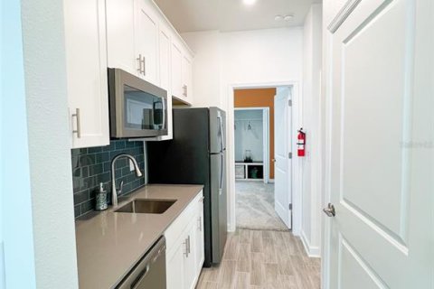 Casa en alquiler en Kissimmee, Florida, 4 dormitorios, 196.3 m2 № 1804820 - foto 20