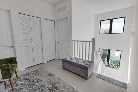 Touwnhouse à vendre à Doral, Floride: 3 chambres, 175.96 m2 № 2038066 - photo 18