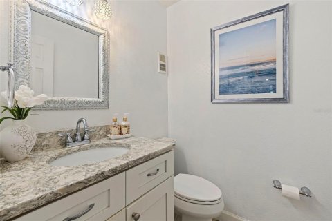 Townhouse in Tierra Verde, Florida 2 bedrooms, 162.58 sq.m. № 2214848 - photo 18