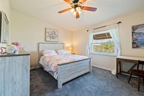 Townhouse in Tierra Verde, Florida 2 bedrooms, 162.58 sq.m. № 2214848 - photo 25