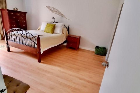 Купить кондоминиум в Норт-Майами, Флорида 1 спальня, 67.17м2, № 1958035 - фото 10