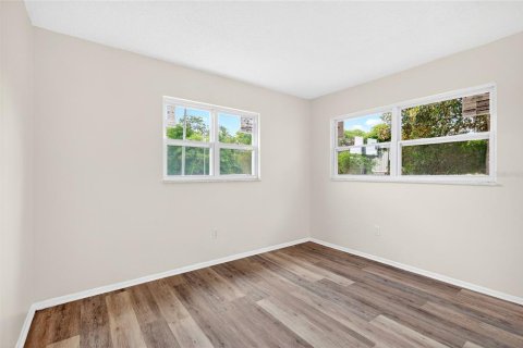 House in Citrus Springs, Florida 2 bedrooms, 80.27 sq.m. № 2095458 - photo 15