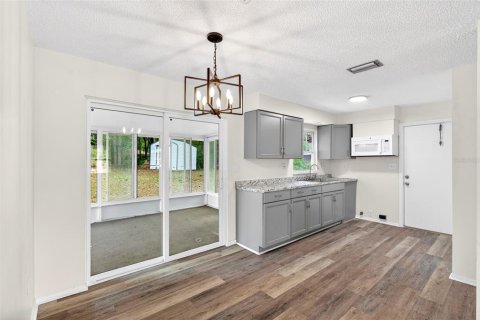House in Citrus Springs, Florida 2 bedrooms, 80.27 sq.m. № 2095458 - photo 10