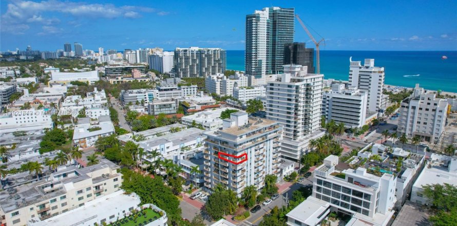Condo in Miami Beach, Florida, 1 bedroom  № 1975770