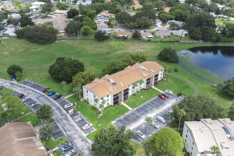 Condominio en venta en Palm Harbor, Florida, 2 dormitorios, 96.25 m2 № 1902873 - foto 30