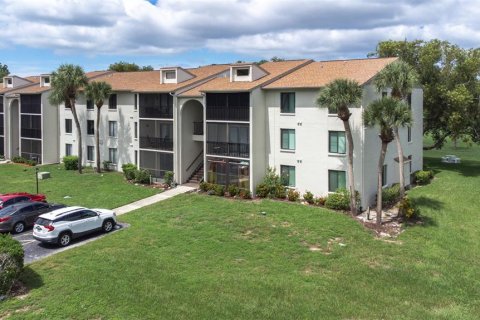 Condominio en venta en Palm Harbor, Florida, 2 dormitorios, 96.25 m2 № 1902873 - foto 2