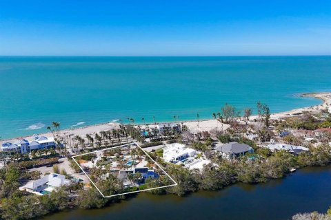 Villa ou maison à vendre à Sarasota, Floride: 3 chambres, 256.97 m2 № 1508229 - photo 3