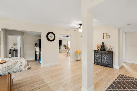 Casa en venta en Pinellas Park, Florida, 3 dormitorios, 193.52 m2 № 1902932 - foto 14