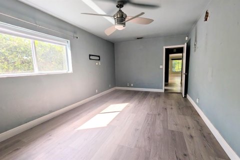 House in Hollywood, Florida 2 bedrooms, 159.05 sq.m. № 2262328 - photo 16