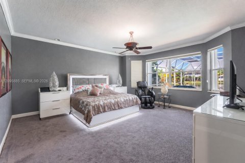 House in Pembroke Pines, Florida 4 bedrooms, 320.79 sq.m. № 2392973 - photo 18