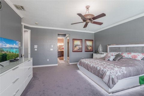 House in Pembroke Pines, Florida 4 bedrooms, 320.79 sq.m. № 2392973 - photo 19