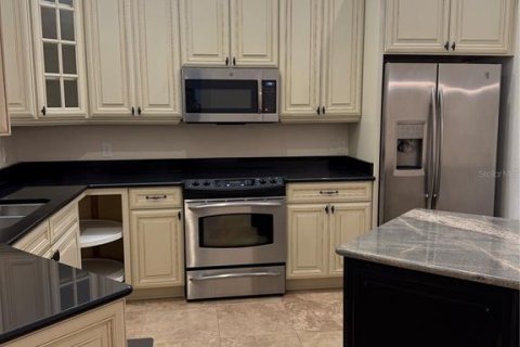 Condominio en venta en Gainesville, Florida, 3 dormitorios, 212.28 m2 № 1774695 - foto 4