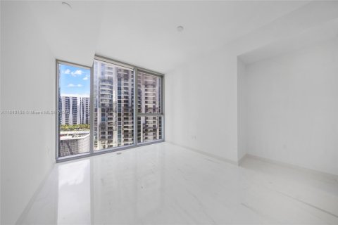Condo in Miami, Florida, 2 bedrooms  № 1704128 - photo 24