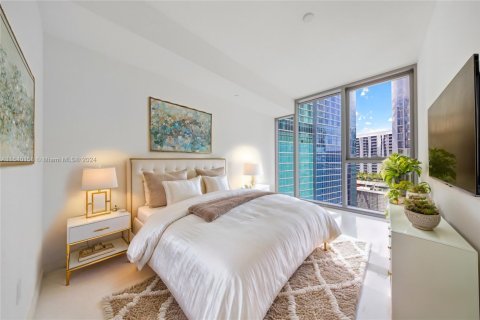 Condo in Miami, Florida, 2 bedrooms  № 1704128 - photo 4