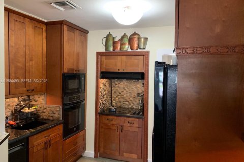 House in Fort Lauderdale, Florida 3 bedrooms, 92.9 sq.m. № 2045720 - photo 5