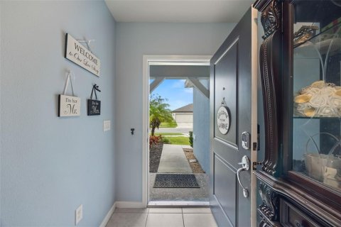 Casa en venta en Ruskin, Florida, 4 dormitorios, 224.45 m2 № 2352407 - foto 3