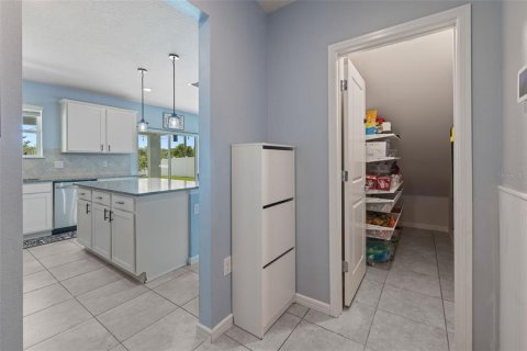 Casa en venta en Ruskin, Florida, 4 dormitorios, 224.45 m2 № 2352407 - foto 20
