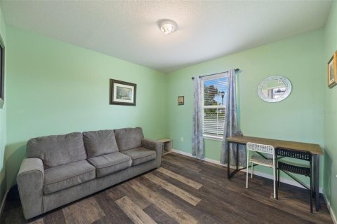 Casa en venta en Ruskin, Florida, 4 dormitorios, 224.45 m2 № 2352407 - foto 7