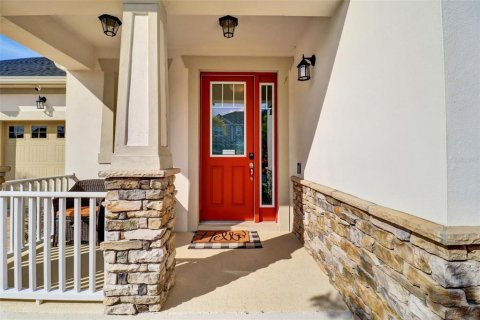 House in Orlando, Florida 4 bedrooms, 308.9 sq.m. № 2105560 - photo 4