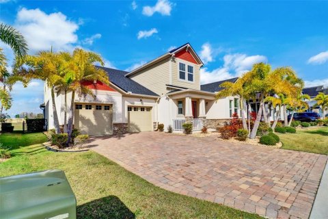 House in Orlando, Florida 4 bedrooms, 308.9 sq.m. № 2105560 - photo 2