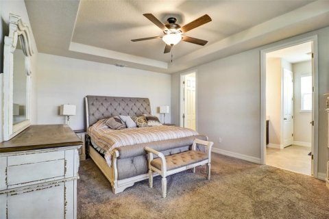 House in Orlando, Florida 4 bedrooms, 308.9 sq.m. № 2105560 - photo 29
