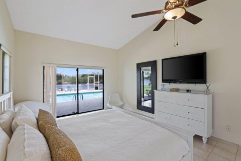 House in Gulf Stream, Florida 5 bedrooms, 295.89 sq.m. № 2190126 - photo 14