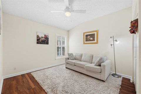 House in DeLand, Florida 3 bedrooms, 166.57 sq.m. № 2396881 - photo 19