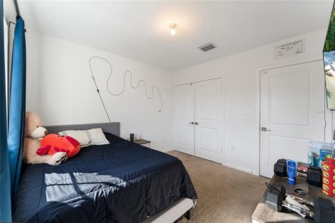Townhouse in Miami, Florida 3 bedrooms, 141.58 sq.m. № 2110285 - photo 13