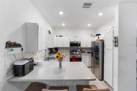 Townhouse in Miami, Florida 3 bedrooms, 141.58 sq.m. № 2110285 - photo 12