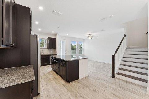 Adosado en alquiler en Orlando, Florida, 3 dormitorios, 171.68 m2 № 1910384 - foto 7