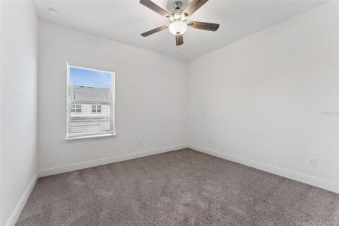 Adosado en alquiler en Orlando, Florida, 3 dormitorios, 171.68 m2 № 1910384 - foto 16