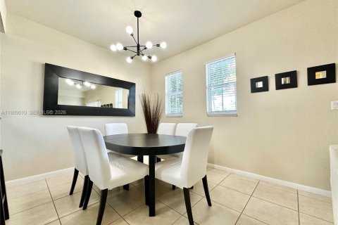 Copropriété à louer à Doral, Floride: 3 chambres, 116.69 m2 № 2051618 - photo 8