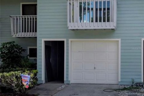 Townhouse in Pinellas Park, Florida 2 bedrooms, 110.55 sq.m. № 2223297 - photo 4
