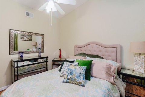 Townhouse in Pinellas Park, Florida 2 bedrooms, 110.55 sq.m. № 2223297 - photo 29