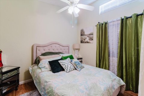 Townhouse in Pinellas Park, Florida 2 bedrooms, 110.55 sq.m. № 2223297 - photo 28