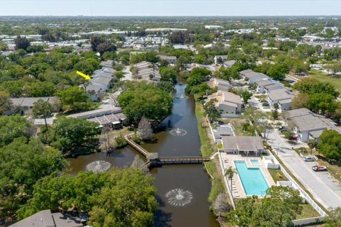 Townhouse in Pinellas Park, Florida 2 bedrooms, 110.55 sq.m. № 2223297 - photo 8