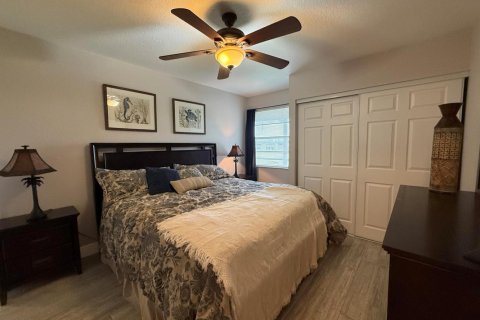 Condo in Delray Beach, Florida, 2 bedrooms  № 2265840 - photo 13