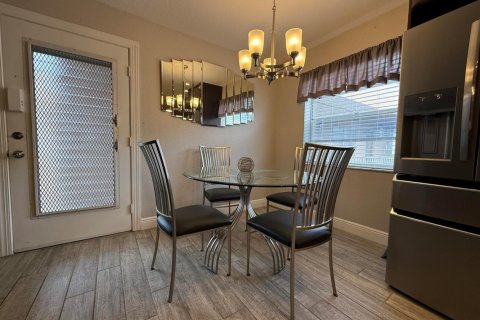 Condo in Delray Beach, Florida, 2 bedrooms  № 2265840 - photo 3