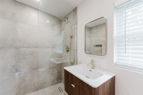 House in Fort Lauderdale, Florida 2 bedrooms, 92.9 sq.m. № 1807875 - photo 26