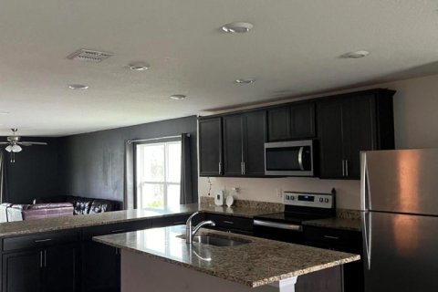 Casa en venta en St. Lucie, Florida, 3 dormitorios, 157.56 m2 № 2078356 - foto 3