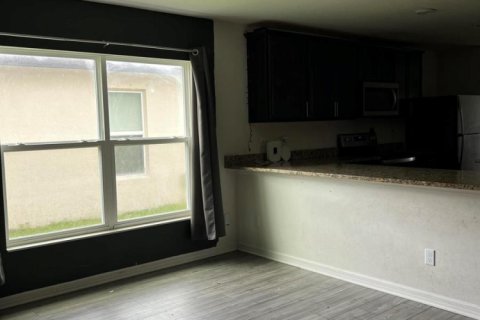 Casa en venta en St. Lucie, Florida, 3 dormitorios, 157.56 m2 № 2078356 - foto 9