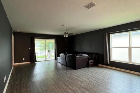 Casa en venta en St. Lucie, Florida, 3 dormitorios, 157.56 m2 № 2078356 - foto 4