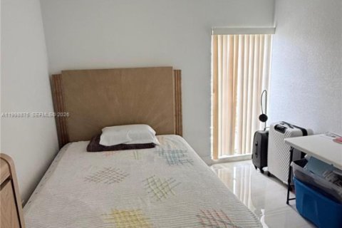 Appartement à louer à Miami, Floride: 2 chambres, 72.65 m2 № 2060932 - photo 6