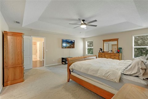 House in Green Cove Springs, Florida 5 bedrooms, 286.05 sq.m. № 2215943 - photo 26