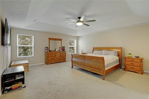 House in Green Cove Springs, Florida 5 bedrooms, 286.05 sq.m. № 2215943 - photo 25