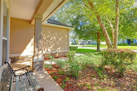 House in Green Cove Springs, Florida 5 bedrooms, 286.05 sq.m. № 2215943 - photo 10