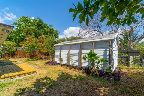 House in Palmetto Bay, Florida 2 bedrooms, 98.1 sq.m. № 1738824 - photo 18
