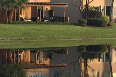 Villa ou maison à vendre à Doral, Floride: 4 chambres, 214.79 m2 № 2010854 - photo 6