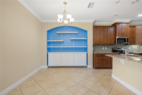 House in Sun City Center, Florida 3 bedrooms, 145.67 sq.m. № 1912832 - photo 8