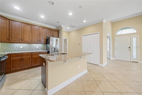 House in Sun City Center, Florida 3 bedrooms, 145.67 sq.m. № 1912832 - photo 18